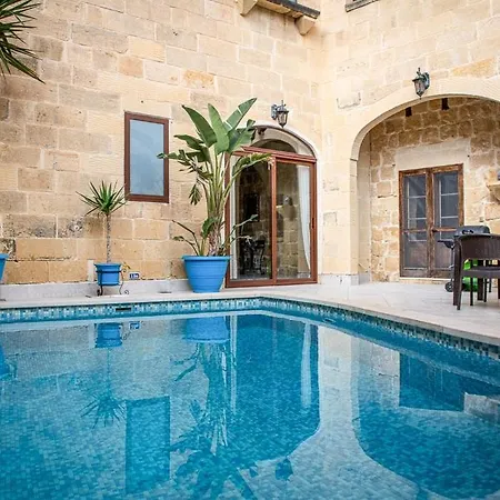4 Bedroom Holiday With Private Pool * Xewkija